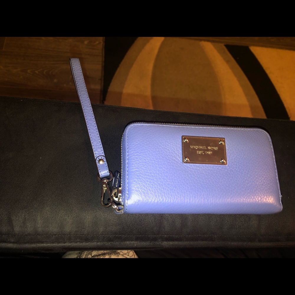 Michael Kors wristlet